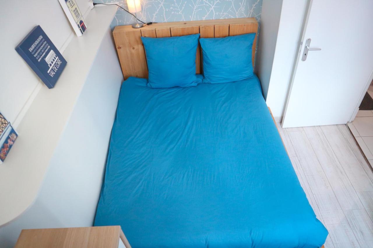 La Petite Maison Des Halles Apartment Тур Екстериор снимка